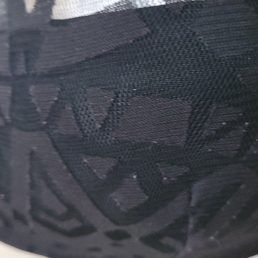 Top - Picture 5 of 10